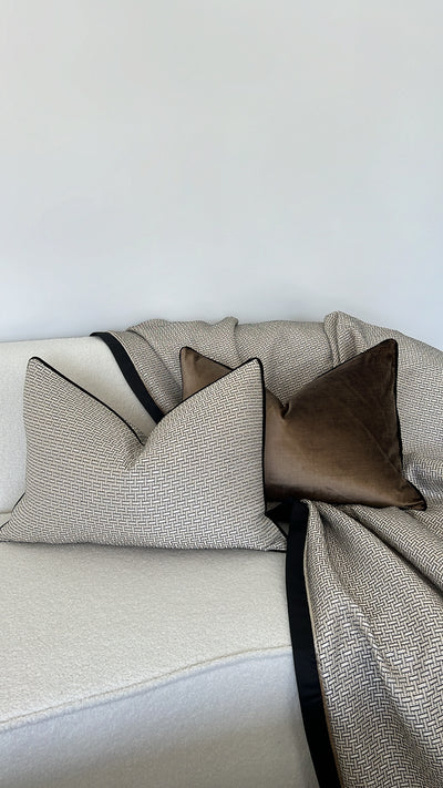 Royal luxe bronze cushion