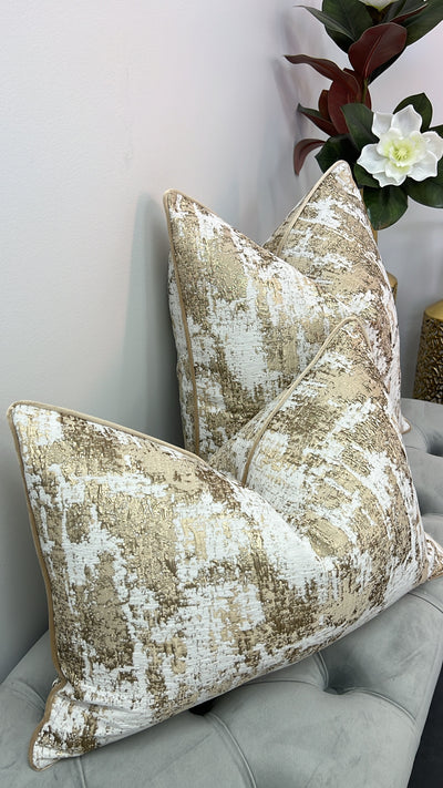 Cirrus gold cushion