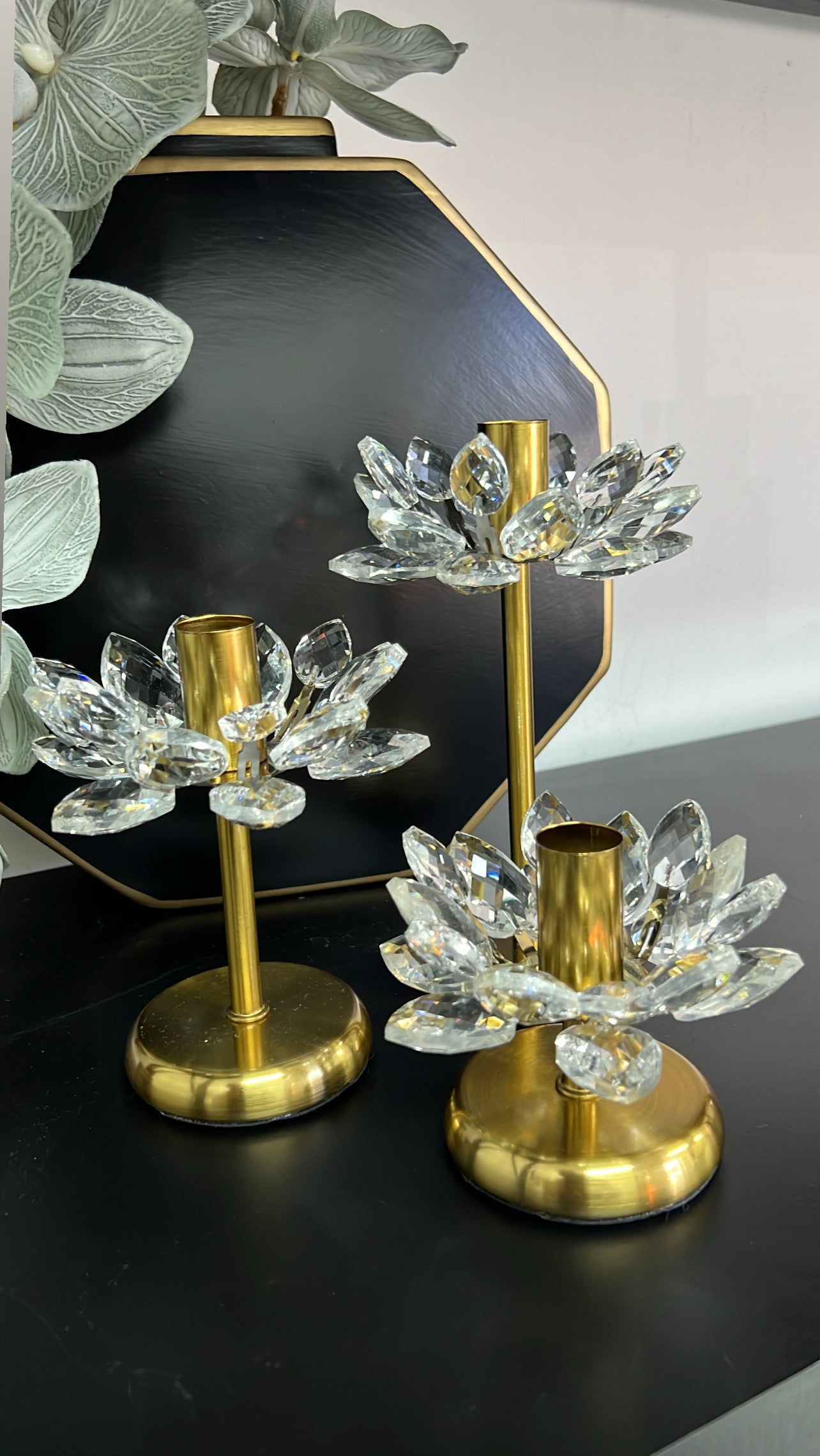 Lotus gold candle holder - Luscious Homewares