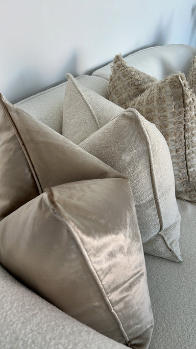 De-luxe latte velvet cushion