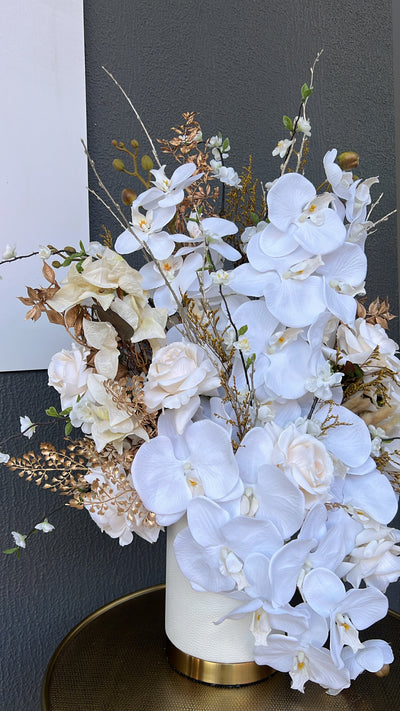 White spirit floral arrangement