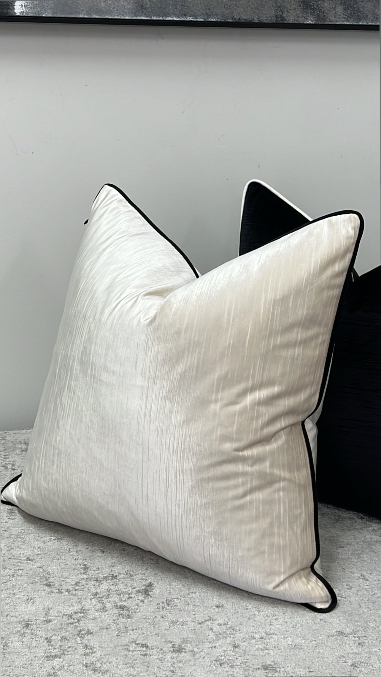 Olivia cushion 55x55 - Luscious Homewares