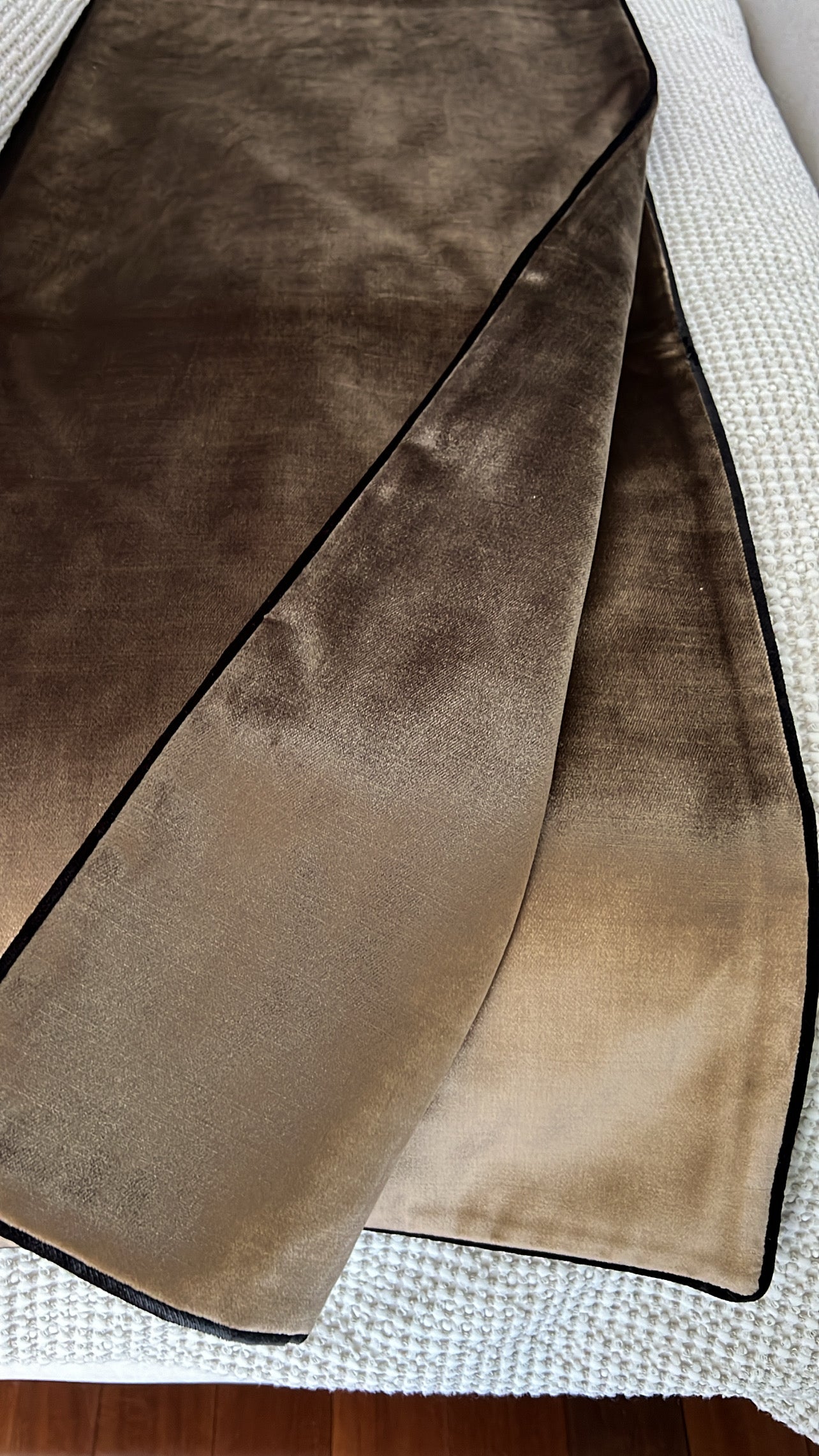 Royal luxe bronze throw 140x220cm