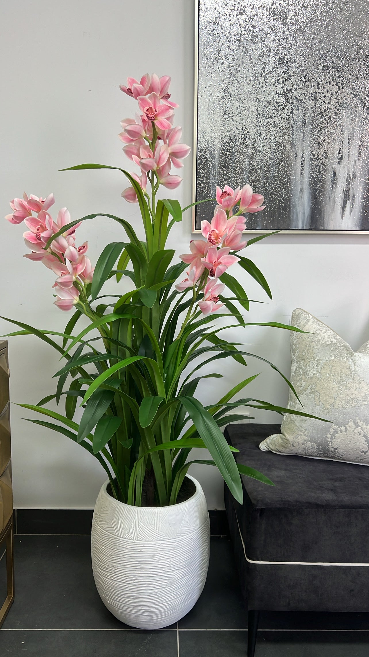 Cymbidium pink orchid artificial plant tree