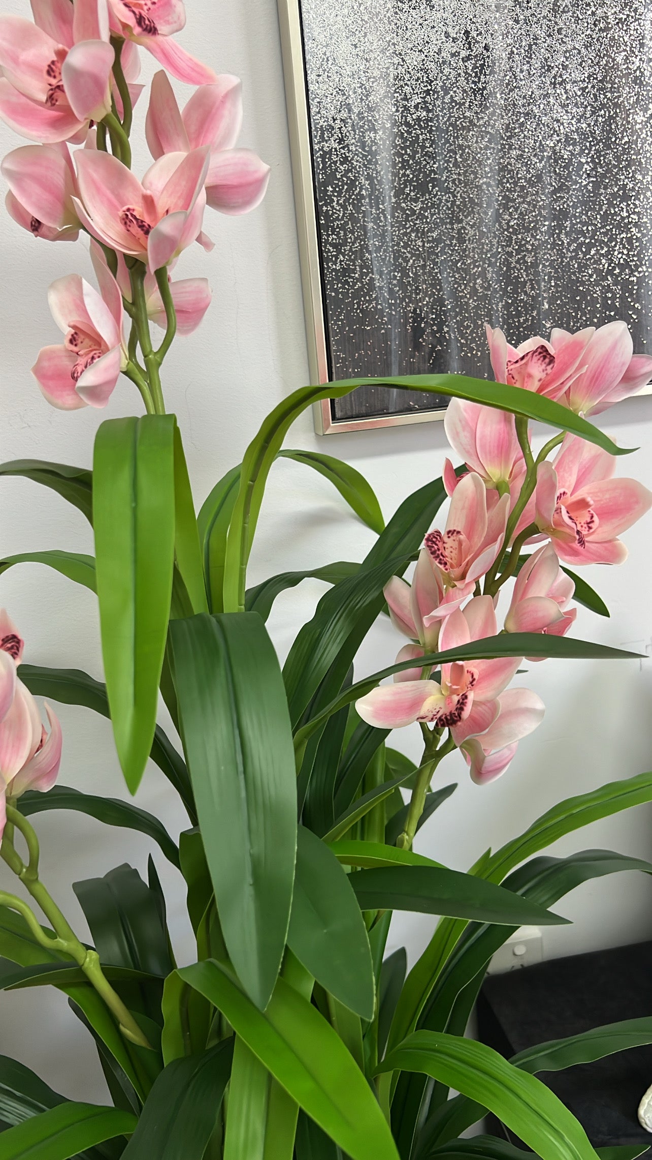 Cymbidium pink orchid artificial plant tree