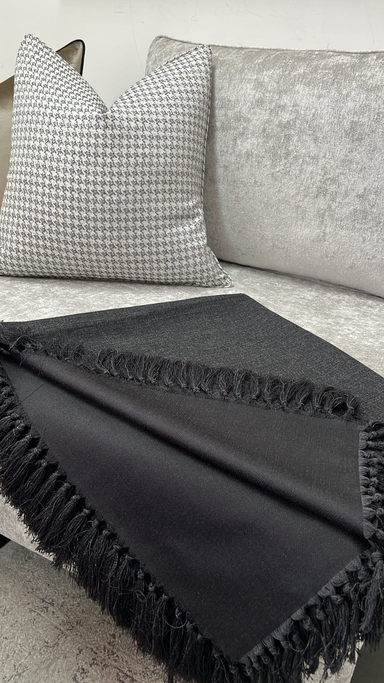 Theo Black Throw - Luscious Homewares