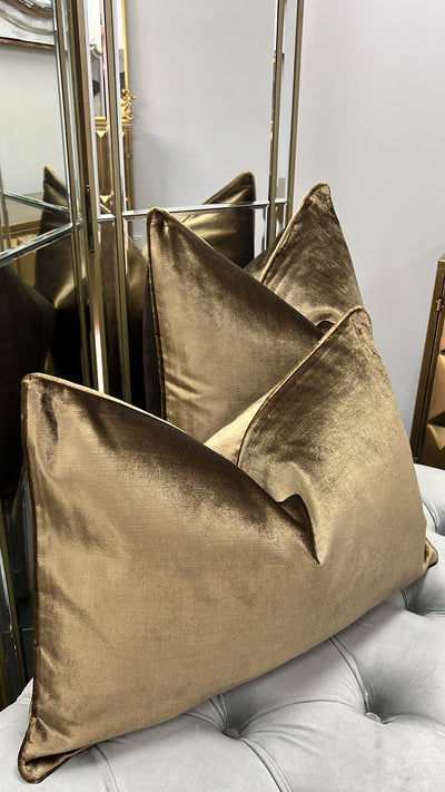 De-luxe bronze velvet cushion