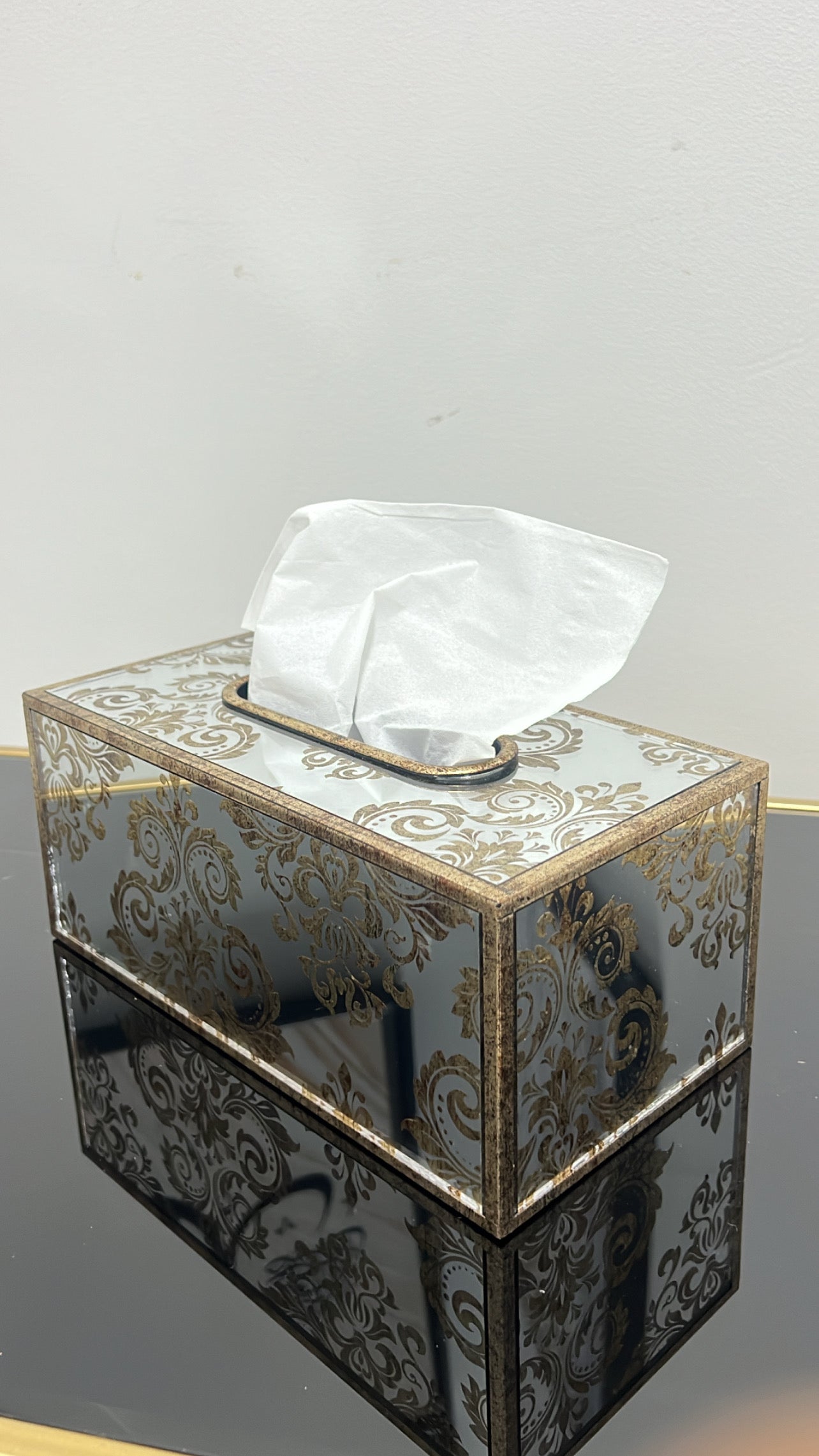 Fleur mirrored Tissue Box - Luscious Homewares