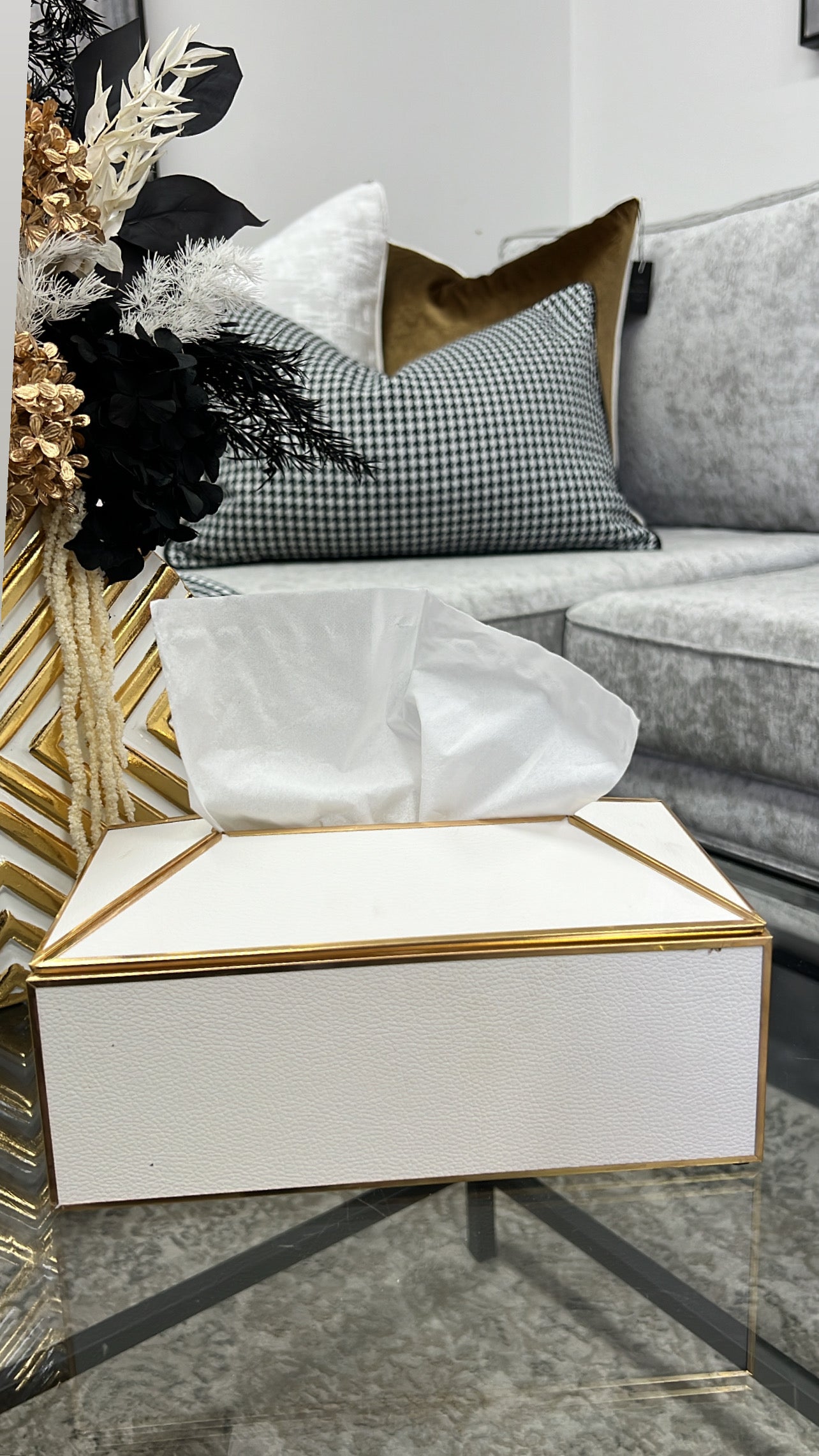 Rival Tissue Box white - Luscious Homewares