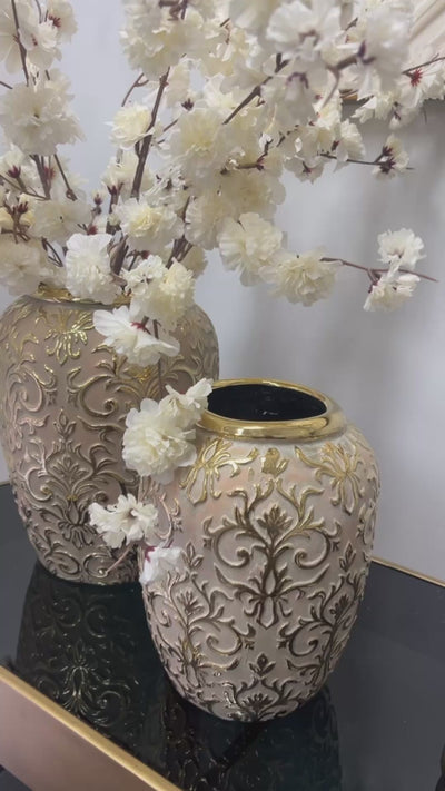 Luxe Fleur gold vase