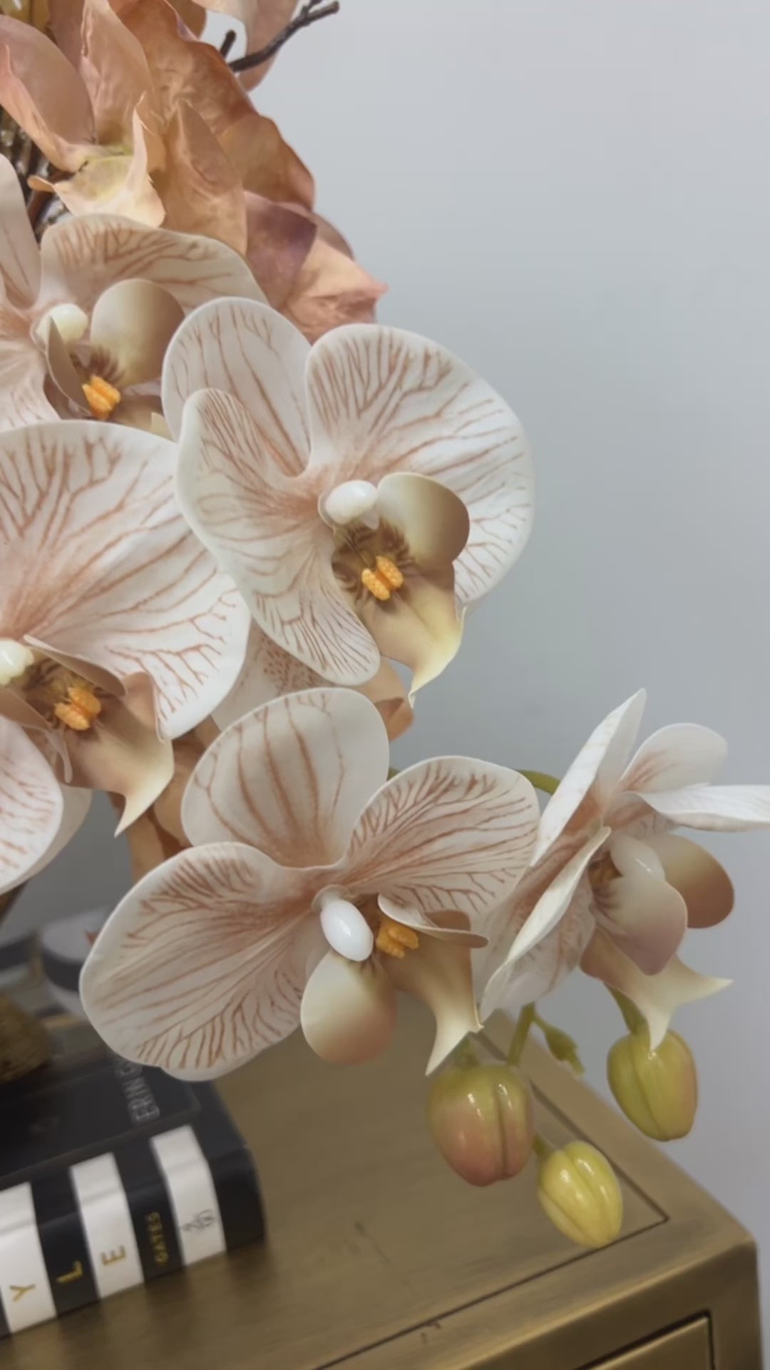 Shell bloom floral arrangement