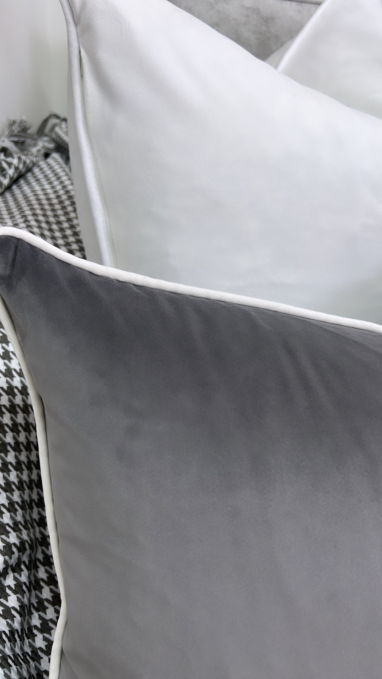 Latisha grey/ white trim 40x60 - Luscious Homewares