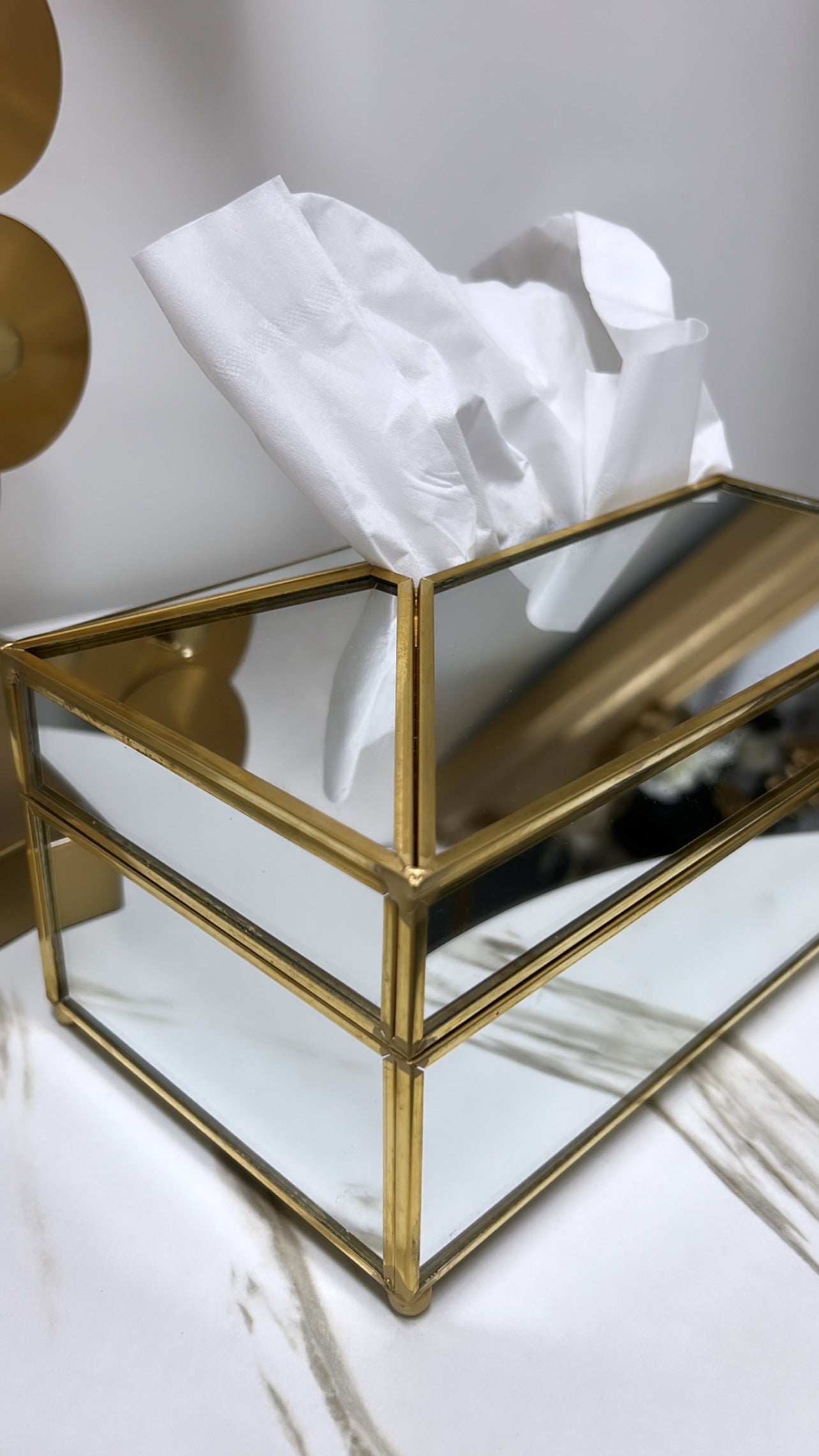 Mercury mirrored tissue box - Luscious Homewares