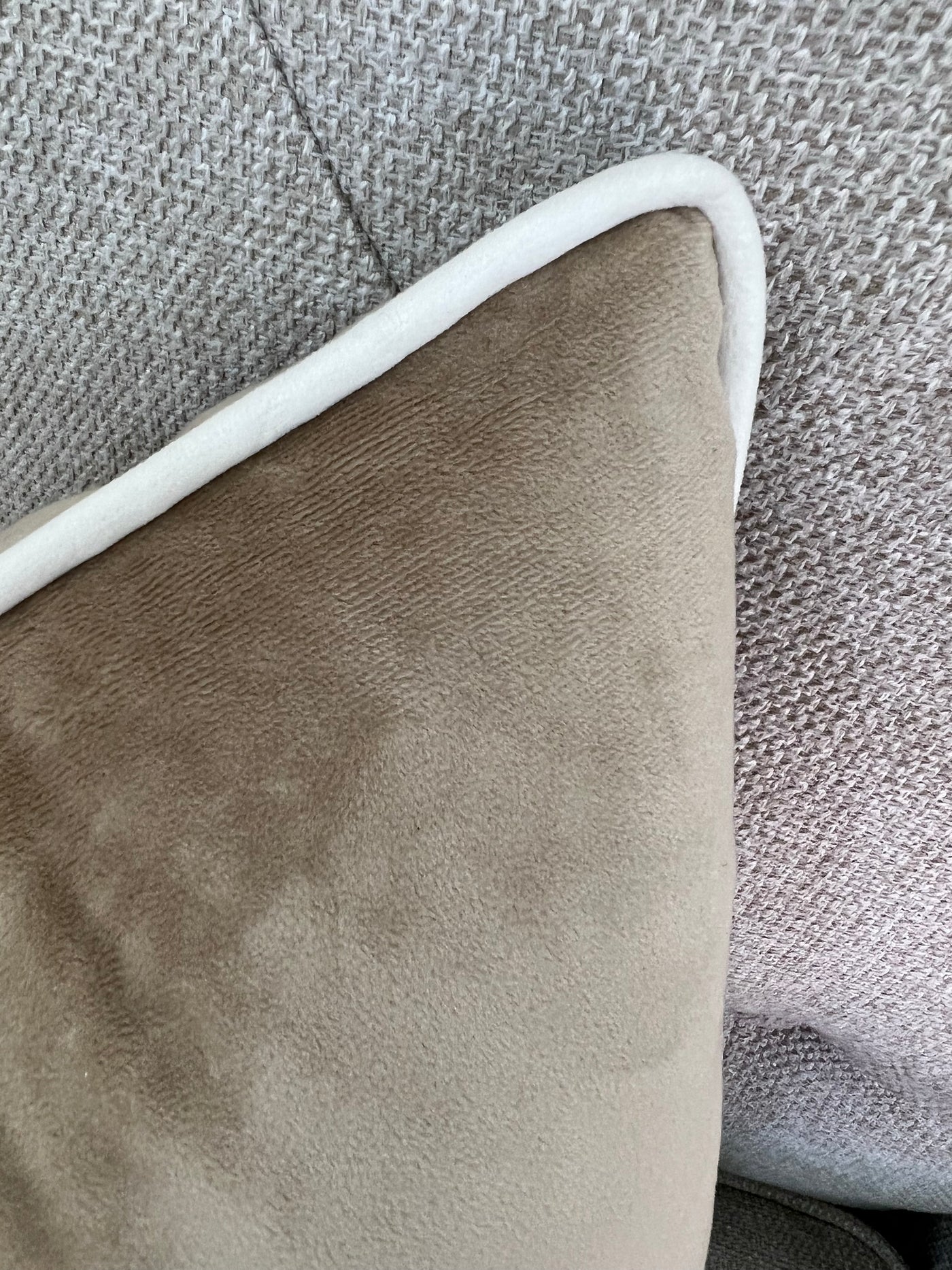 Leeya latte throw - Luscious Homewares